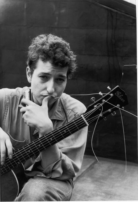Bob Dylan Contemplates